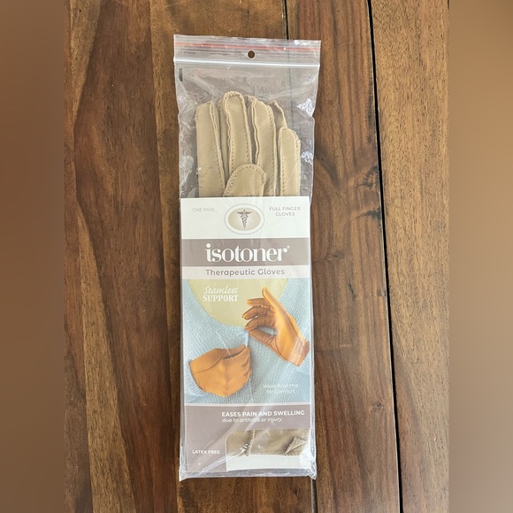 Isotoner Therapeutic Gloves for Arthritis - Picture 1 of 4
